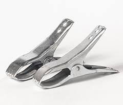 CLIP PARA BATERIA 25 AMP. [1025] JR - JR1025